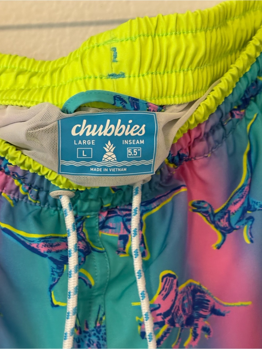 CHUBBIES Men’s Swim Trunks Size L - Picture 6 of 7